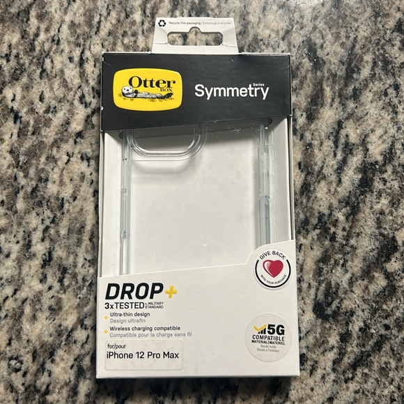 OtterBox SYMMETRY CLEAR SERIES Case for iPhone 12 Pro Max - Clear NWT - Picture 2 of 3